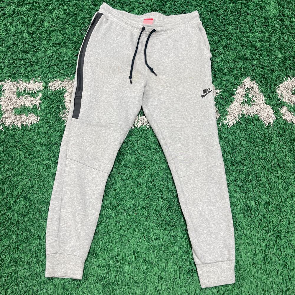 Nike Sportswear Tech Fleece joggers Sweatpants size Medium M B12